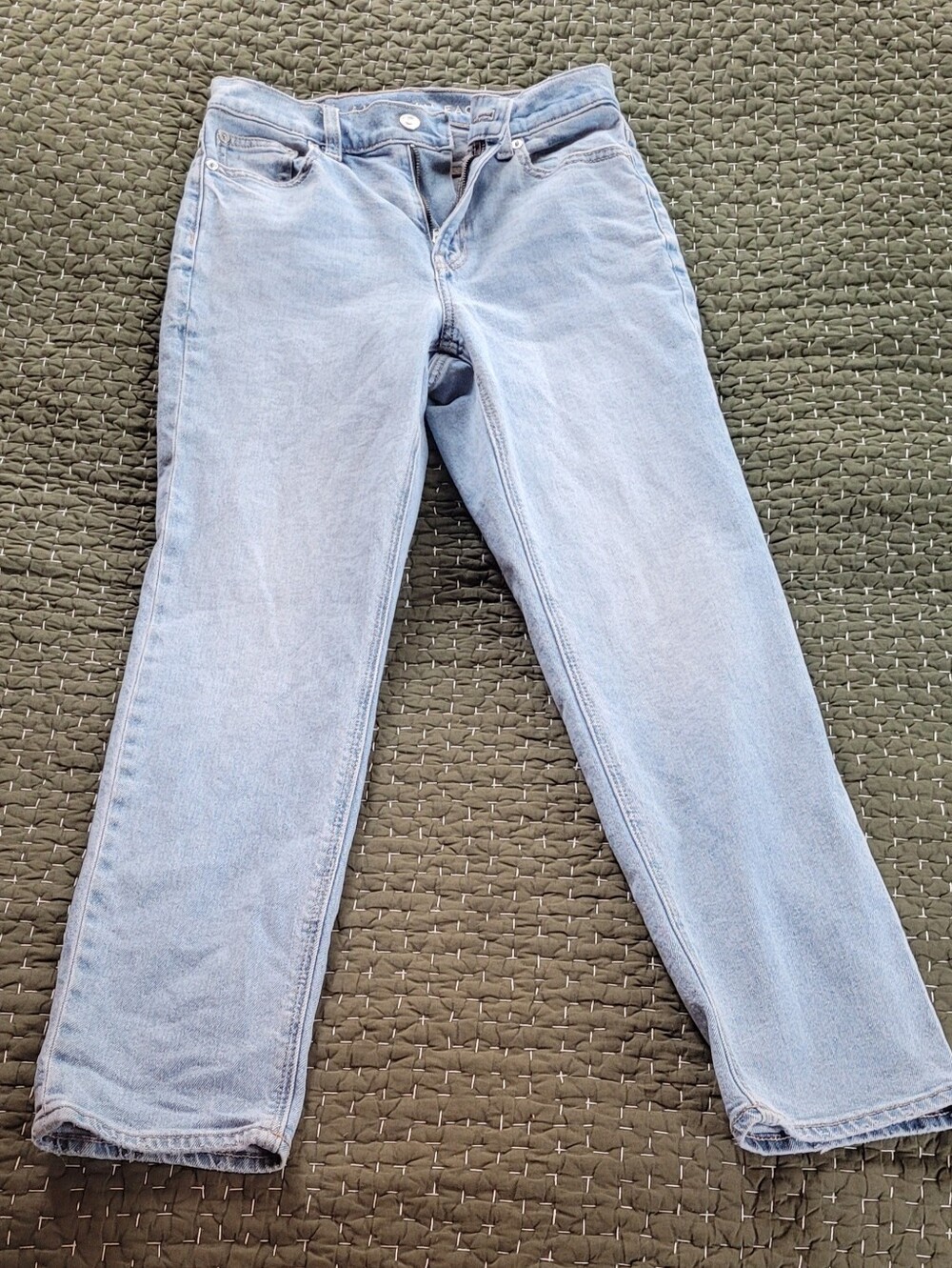 American Eagle Super High Rise Straight Jeans-00 Short